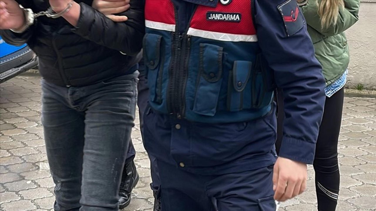 Kahramanmaraş dahil 33 İlde Dev Göçmen Kaçakçılığı Operasyonu: 51 Şüpheli Yakalandı!
