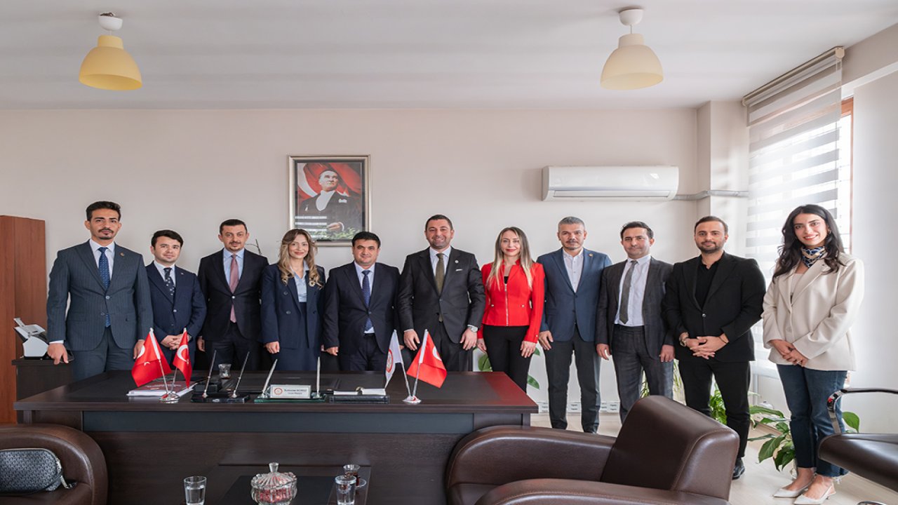 Kahramanmaraş Baro Başkanı Kır Mazbatasını Aldı!