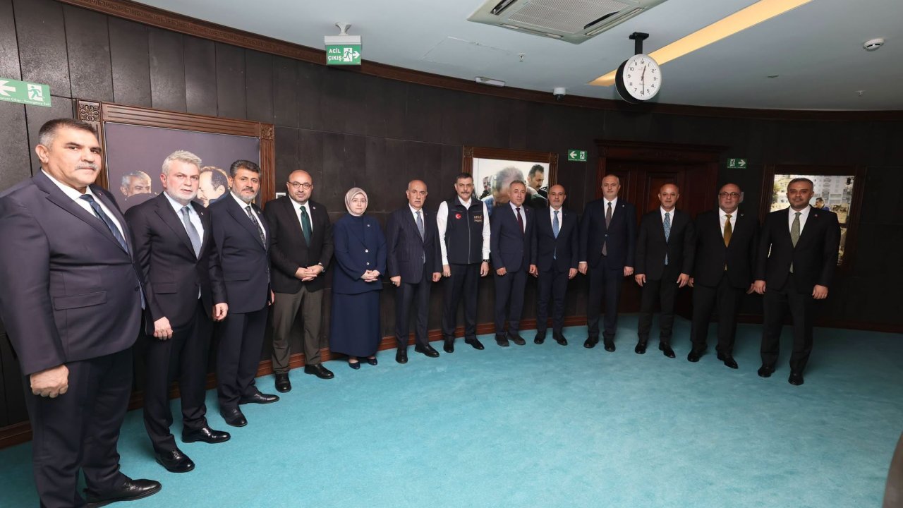AK Parti Kahramanmaraş Heyetinden Bakanlara Ziyaret