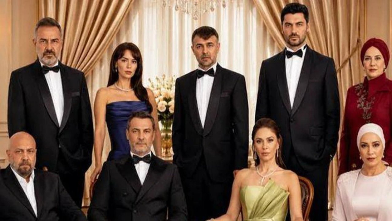 Kızılcık Şerbeti Belgin Hala Kimdir? Laçin Ceylan Kimdir, Kaç Yaşında ve Hangi Dizilerde Oynadı?