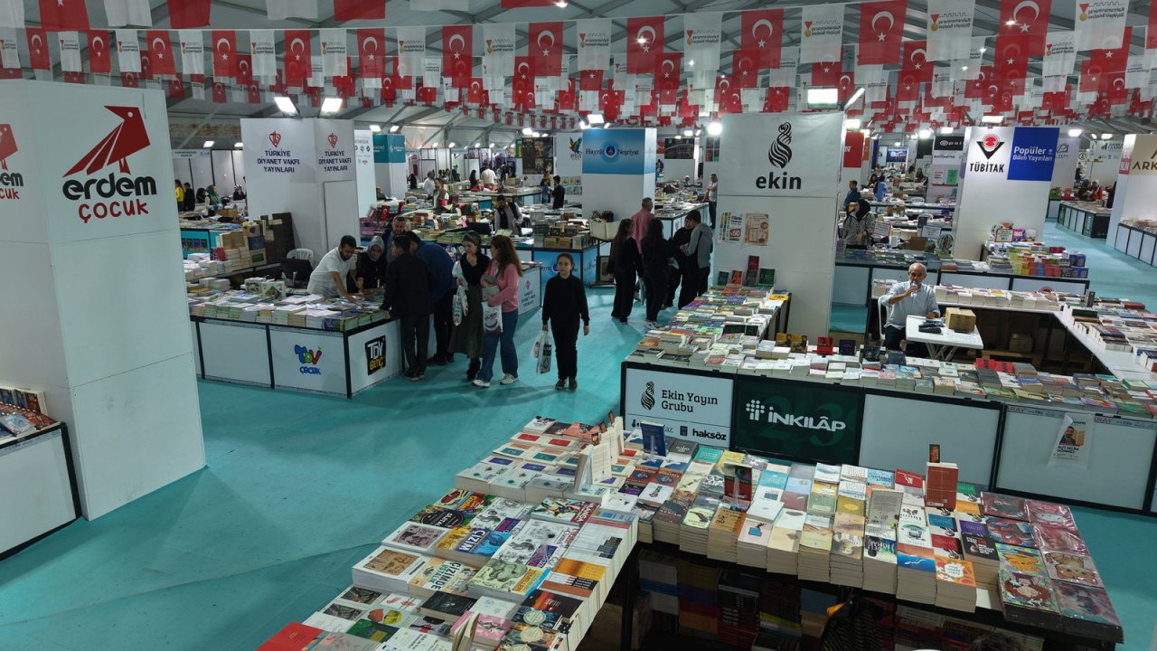 Kahramanmaraş’ta Kitap Fuarı, Öğrencilerle Şenleniyor!