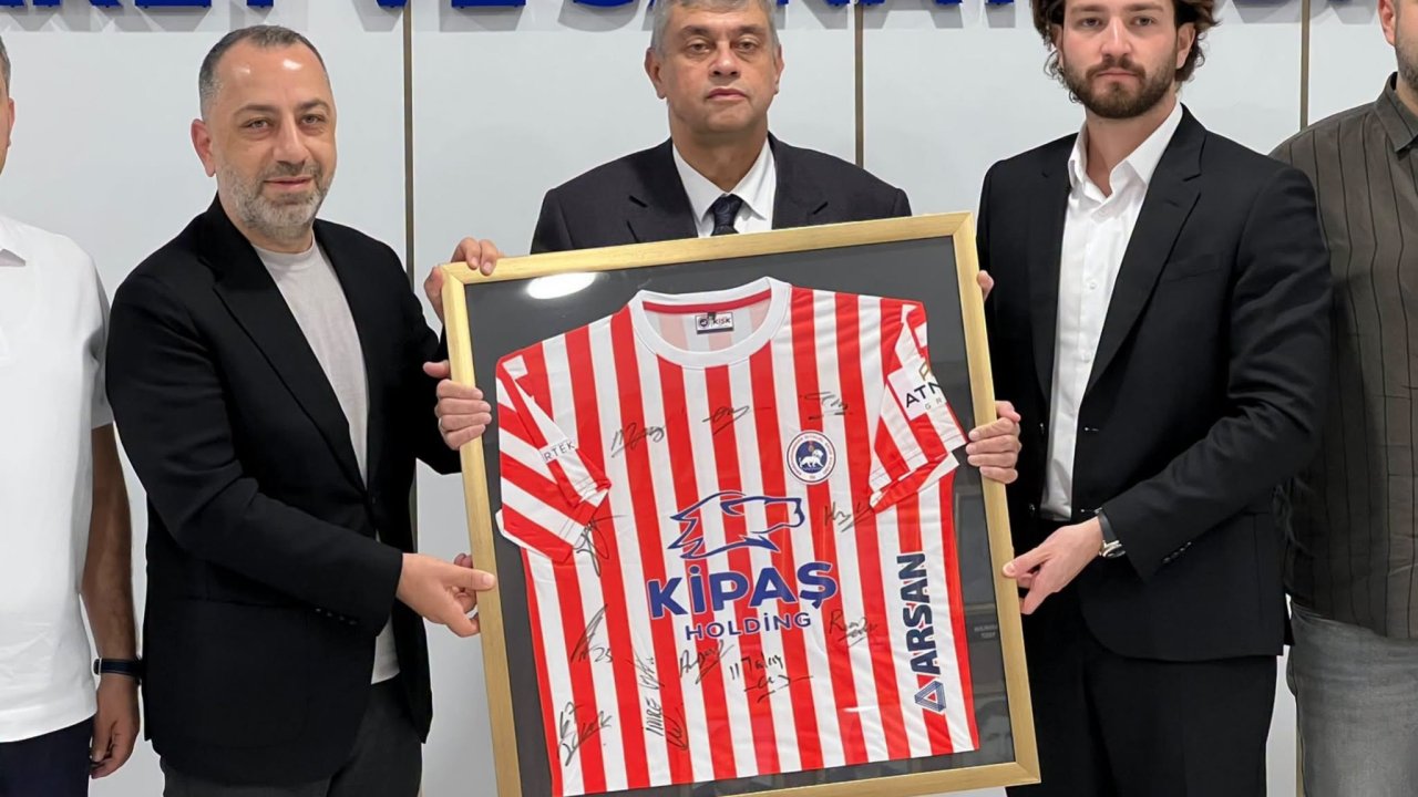 Mahmut Arıkan’dan Kahramanmaraş İstiklalspor’a 100 Bin Dolarlık Destek!