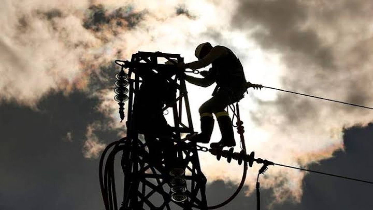 İzmir Elektrik Kesintisi Listesi (22-23 Ekim 2026): Buca, Konak, Bornova'da Elektrikler Ne Zaman Gelecek?