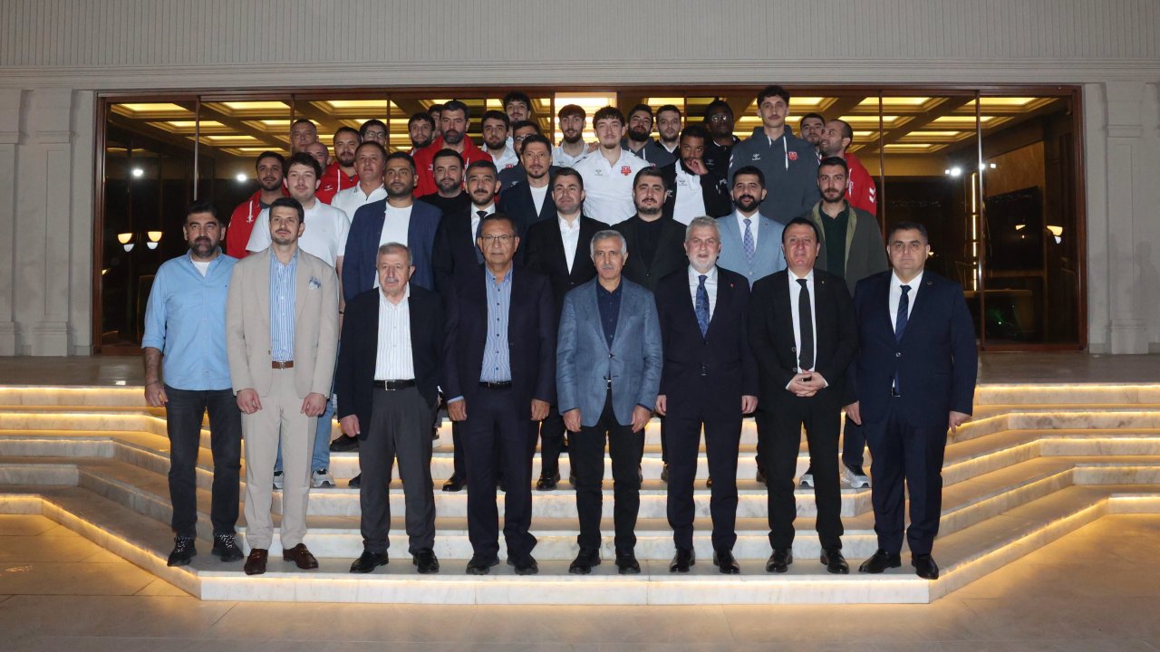KMBB Kipaş İstiklal Basket Takımı, Protokol ve İş Dünyasıyla Buluştu