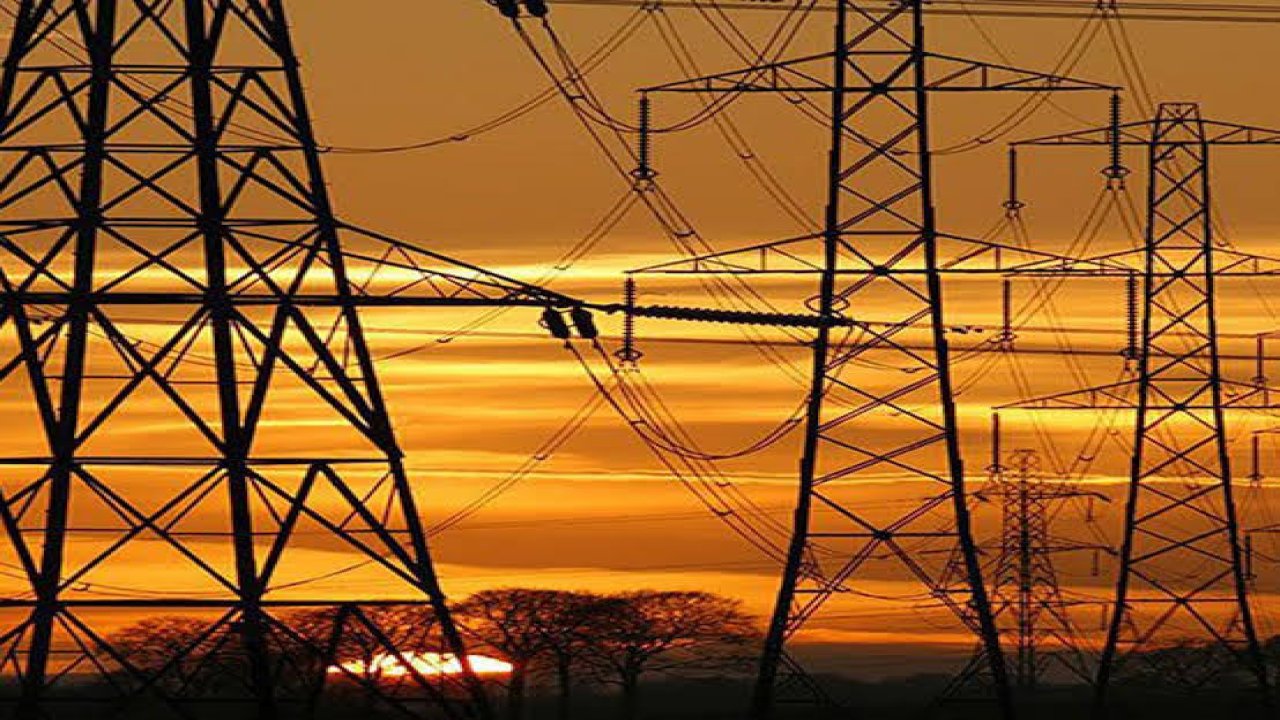 Elektrik Faturalarında Yeni Dönem: Aylık 820 TL Üzeri Ödeyenler Destekten Çıkıyor