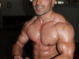 Ağrılı Vücut Geliştirme Sporcusu Harun Kaplan İddialı