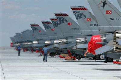 Hakkaride F-16 hareketliliği