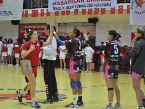Muratpaşa Challenge Cupta Finalde
