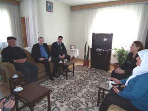 Şehit Ailesini Unutmadılar