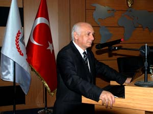 Zirvedekiler Buluşuyor Eğitim Yönetimi Semineri Başladı