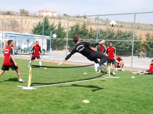 Gaziantep Büyükşehir Belediyespor, Tki Tavşanlı Linyitspora Hazırlanıyor