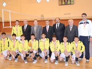 Egemenlik Kupası Voleybol Turnuvası başladı