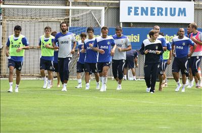 Fenerbahçede hazırlıklar sürüyor