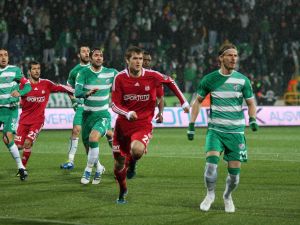 Timsah Yarı Final İçin Sahaya Çıkacak
