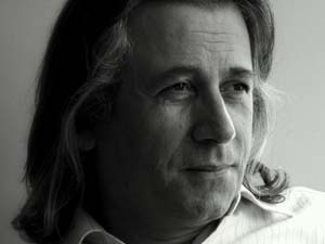 Çingene Kızı’na Yüz Nakli