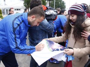 Trabzonsporda Fenerbahçe Maçı Öncesi Neşeli İdman