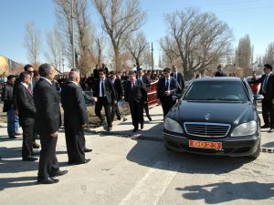 İçişleri Bakanı Şahin Eleşkirtte