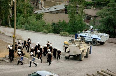 PKKlıların cenazesi Şemdinliye götürüldü