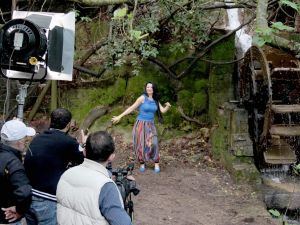 Ankaralı Ayşe Ak Fasulye İsimli Son Parçasına Klip Çekti