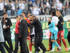 Süper Finalde Olaysız Maç Yok