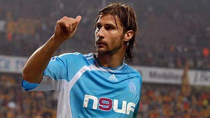 Yeni Aslan Lorik Cana