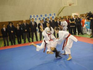 Üsküdar Belediyesi 23 Nisan Çocuk Olimpiyatlarına Rekor Katılım