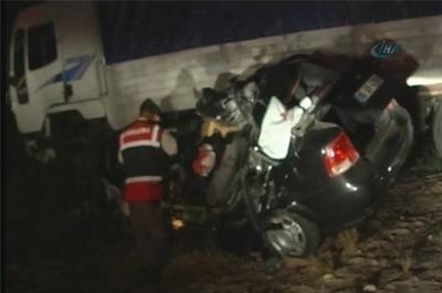 Emniyet Amiri ve Kızı Kazada Öldü