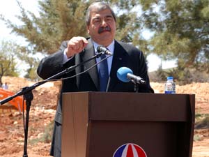 Babadan Oğla Sadece Servet Değil Hayır Severlikte Geçmiş