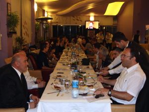 Canik Belediye’den Galibiyet Yemeği