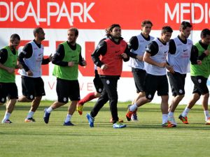 Galatasaray, Fenerbahçe Maçının Hazırlıklarını Tamamladı
