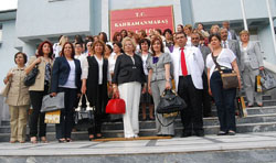 CHP Lİ MİLLETVEKİLİ EŞLERİ KAHRAMANMARAŞ TA