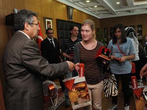 Hollandalı Öğrenciler Poyraz’ı Ziyaret Etti