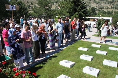 Avrupada yaşayan 350 Türk genci Afyonkarahisarda