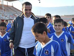 Gezer’den Futbol Dersi