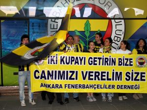 Fenerbahçeye Bandolu Karşılama