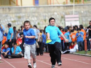 Üsküdarda 23 Nisan Çocuk Olimpiyatları