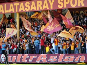 Galatasarayda Trabzonspor Hazırlığı Sürüyor
