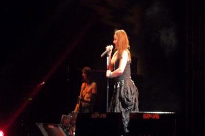 Şebnem Ferah, Ceza ve Tnk Kuşadasında