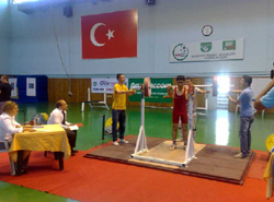 Ayhan Kaya Kahramanmaraş’a Türkiye İkinciliği getirdi