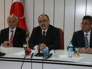 Başbakan Yardımcısı Atalay, Suriyeli Sığınmacıların Kaldığı Konteynır Kenti Ziyaret Etti