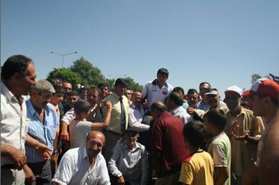 Güreşçi Bölükbaşına coşkulu karşılama