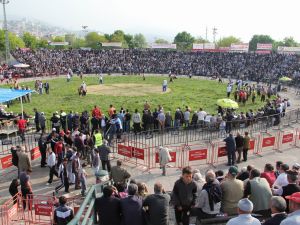 Recep Kara 3 Adım İle Başpehlivan