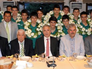 Avrupa Şampiyonu Timsahlara Özel Gece