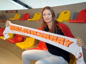 Milli Smaçör Neriman Özsoy Galatasarayda