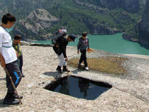 Minik dağcıların zirve keyfi
