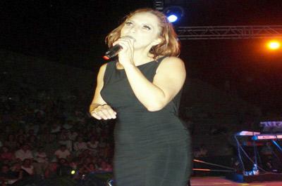 Erener, Ayvalıkı çoşturdu