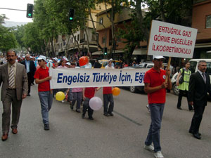 Engellerin Ortadan Kalkması İçin Çabalıyoruz