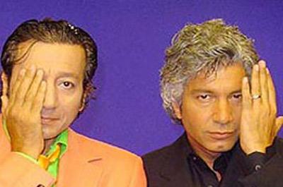 Uygur kardeşler tiyatro turunda