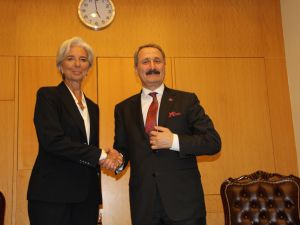 Bakan Çağlayan: “türkiyenin Imf’ye Olan Borucunu İş Adamları Bile Ödeyebilir”