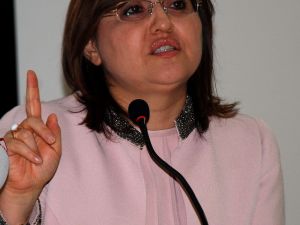 Bakan Fatma Şahin Öğrencilerle Söyleşi Yaptı